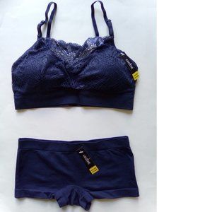 Coobie 2-Piece Lace Coverage Bra & Boyshort Panty